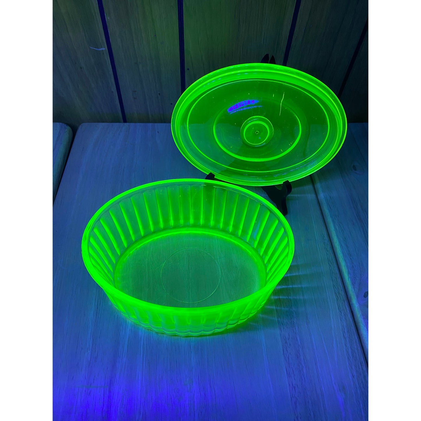 Uranium Glass 1930s by Anchor Hocking