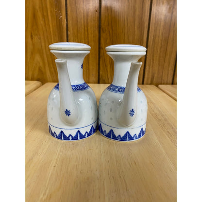 Set of Sake Bottles w/ Lid