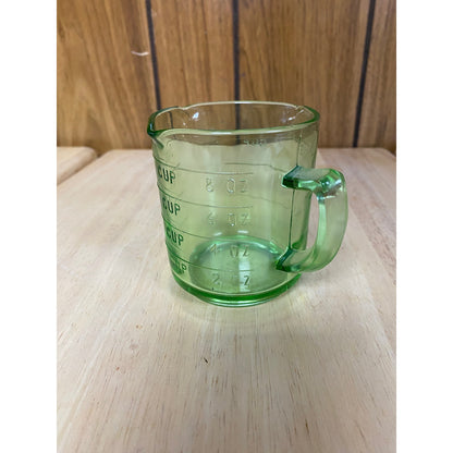 Uranium Hazel Atlas 3 Spouted Measuring Cup