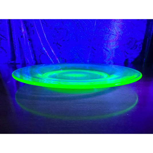 Vintage 7 3/8” uranium glass plate