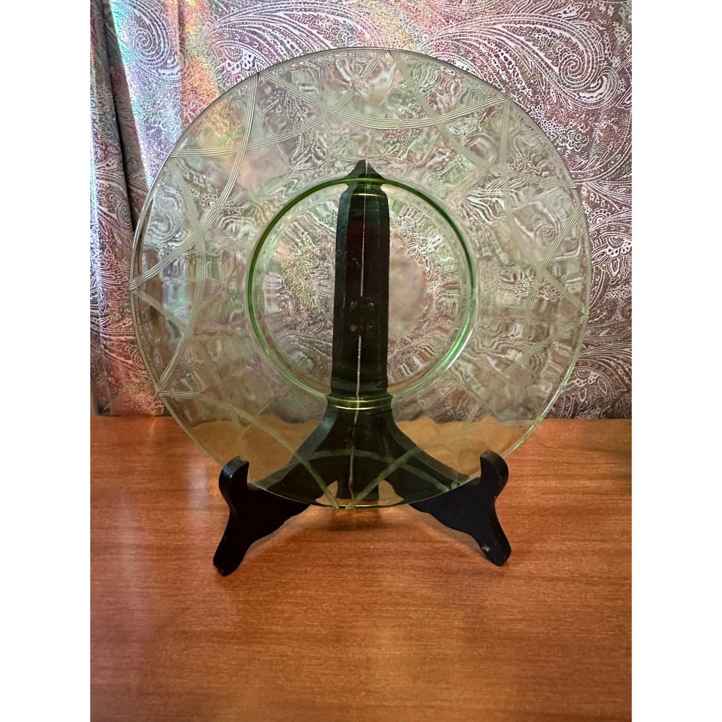 Vintage etched uranium glass plate swag pattern/Newport