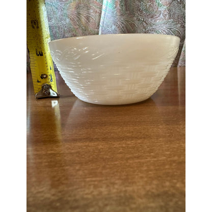 Vintage Fire-king white basket weave cereal/Dessert bowl