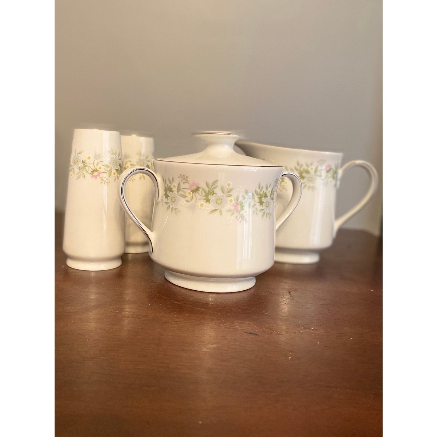 Johann Haviland Bavaria China 4 pieces forever spring pattern