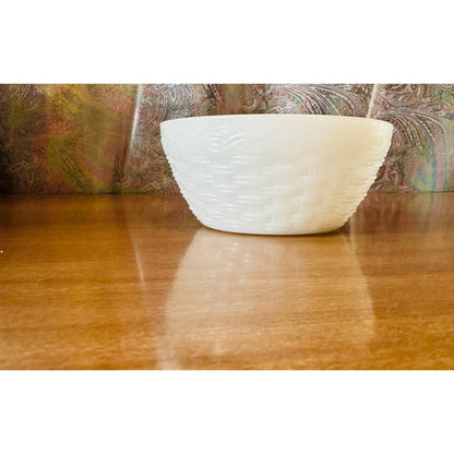 Vintage Fire-king white basket weave cereal/Dessert bowl