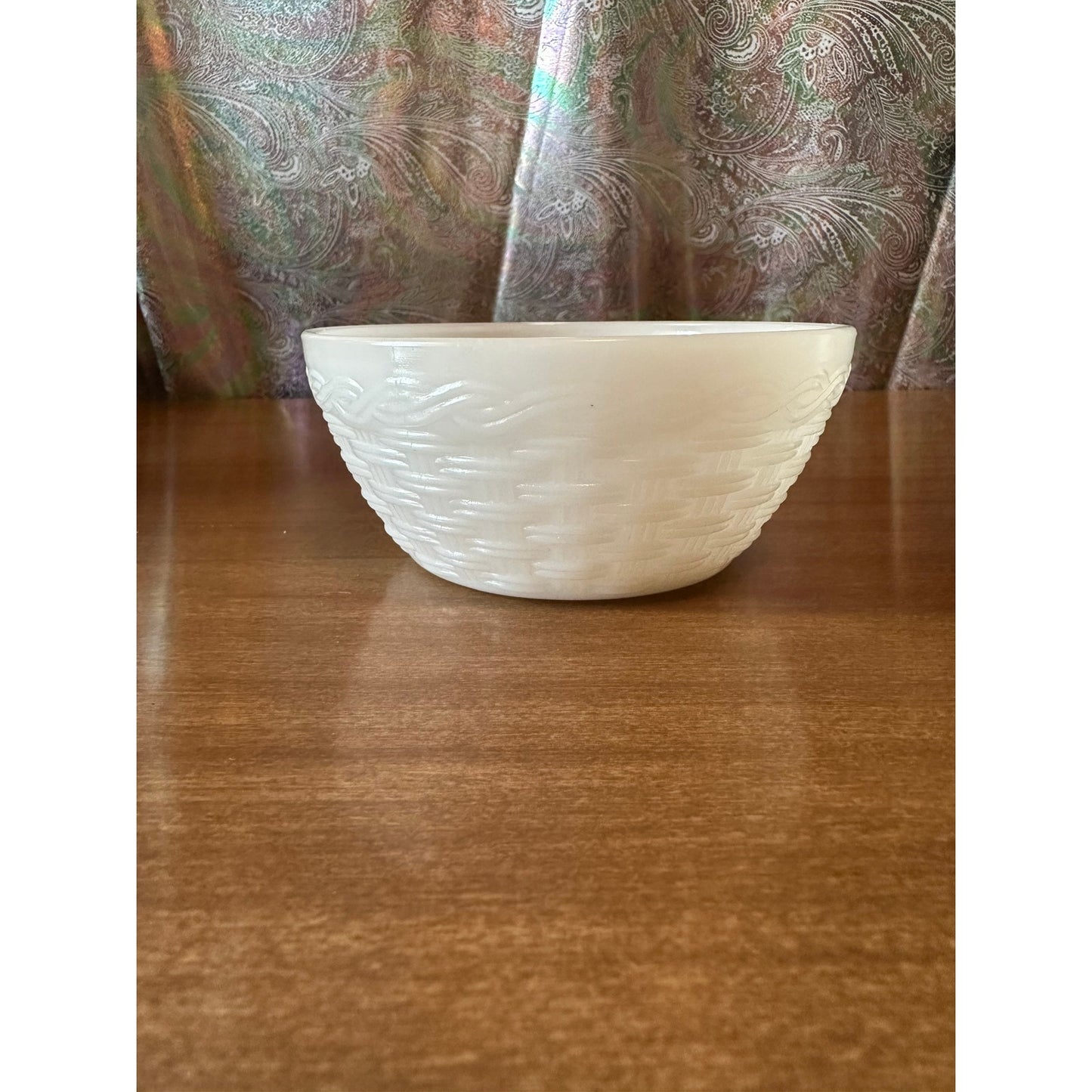 Vintage Fire-king white basket weave cereal/Dessert bowl