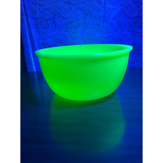 Vintage Jadite by Jeannette uranium glass mixing bowl