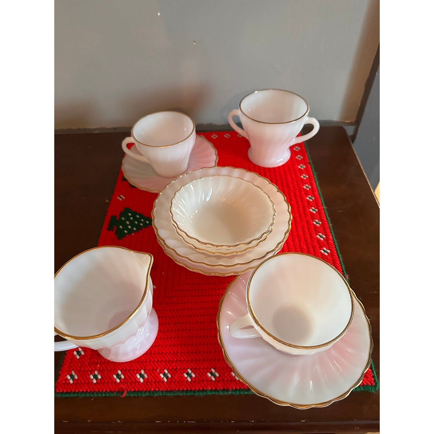 Vintage Anchor Hocking Milk glass with gold rim set